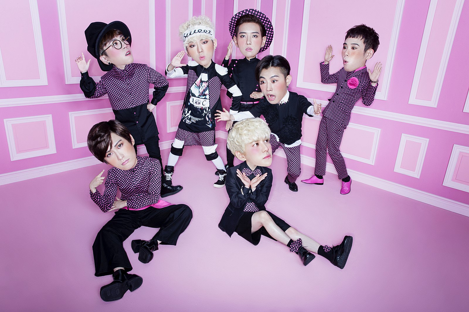 К рор музыка. Block b. Группа Block b Беби. Block b участники 2021. Группа группа EXO Block b.