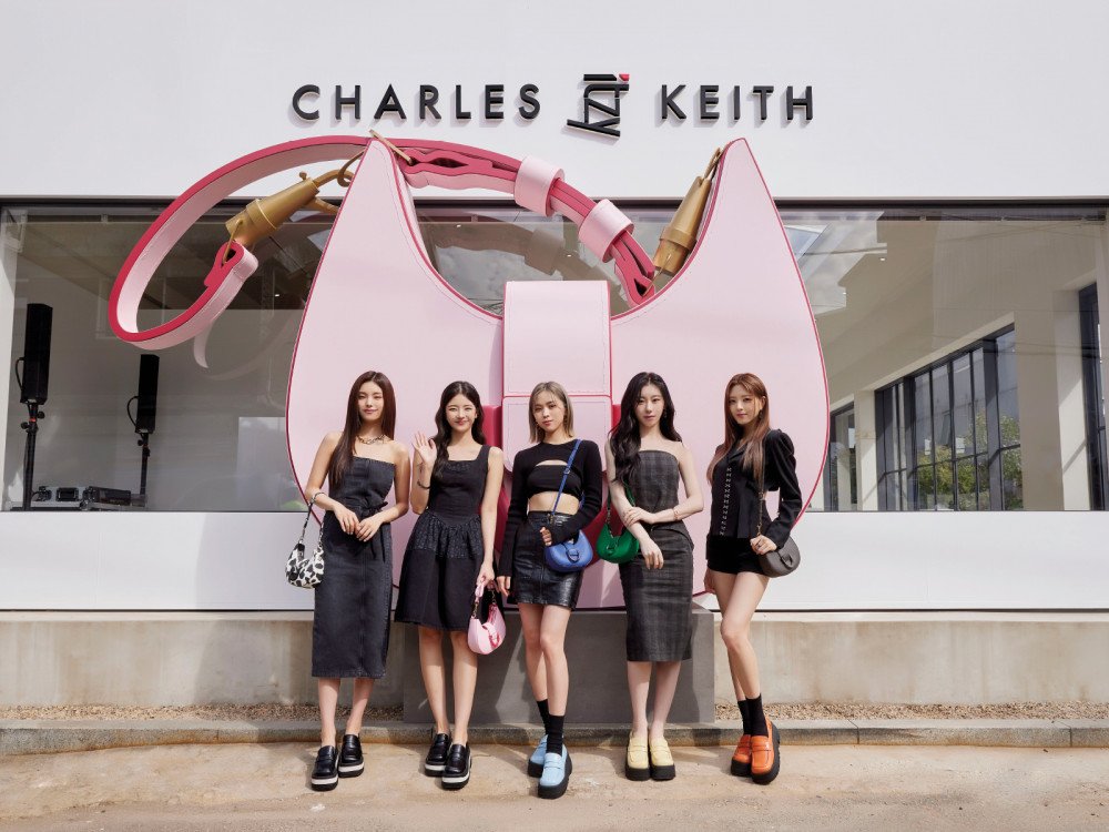 ITZY CHARLES KEITH