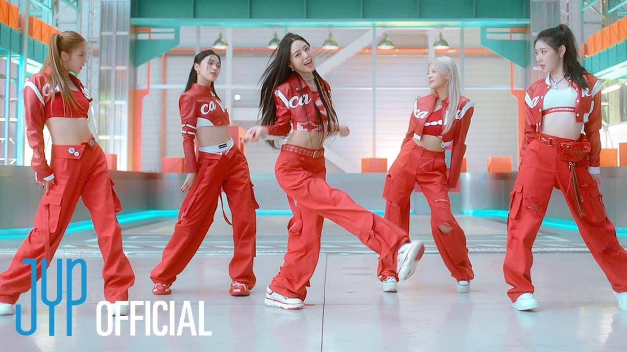 ITZY выпустили клип на долгожданную песню «Cake» - YesAsia.ru