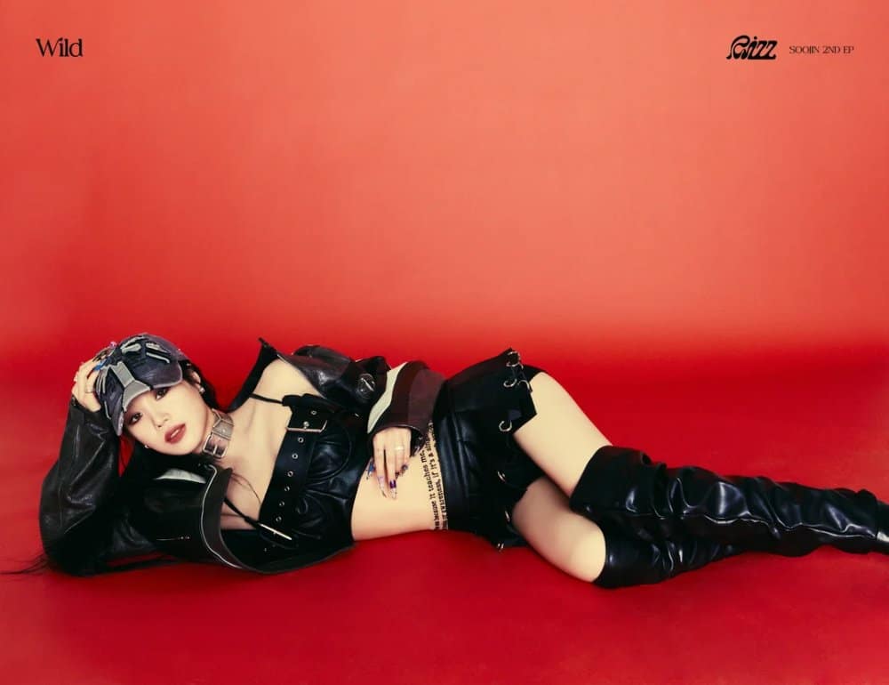 Суджин опубликвала фото-тизеры к предстоящему мини-альбому 'RIZZ'