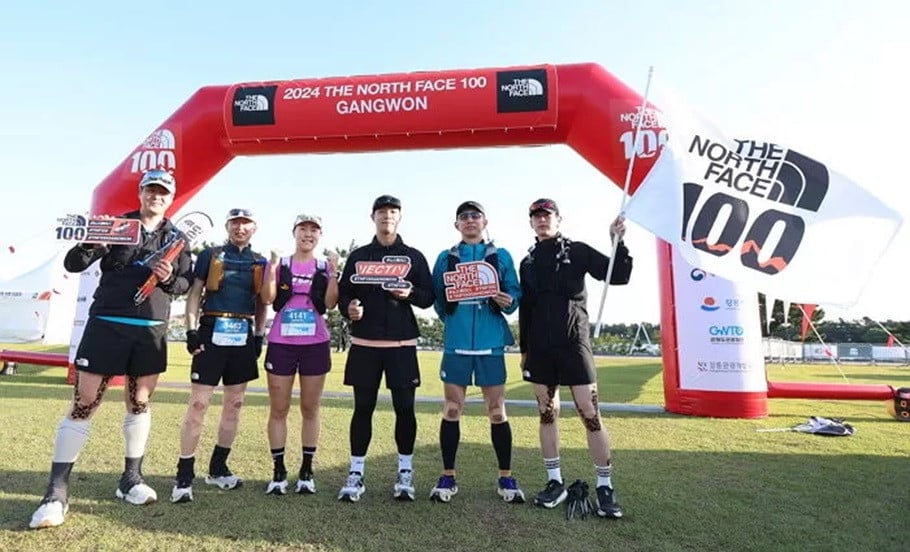 Ча Ыну принял участие в марафоне «TNF 100 Gangwon»