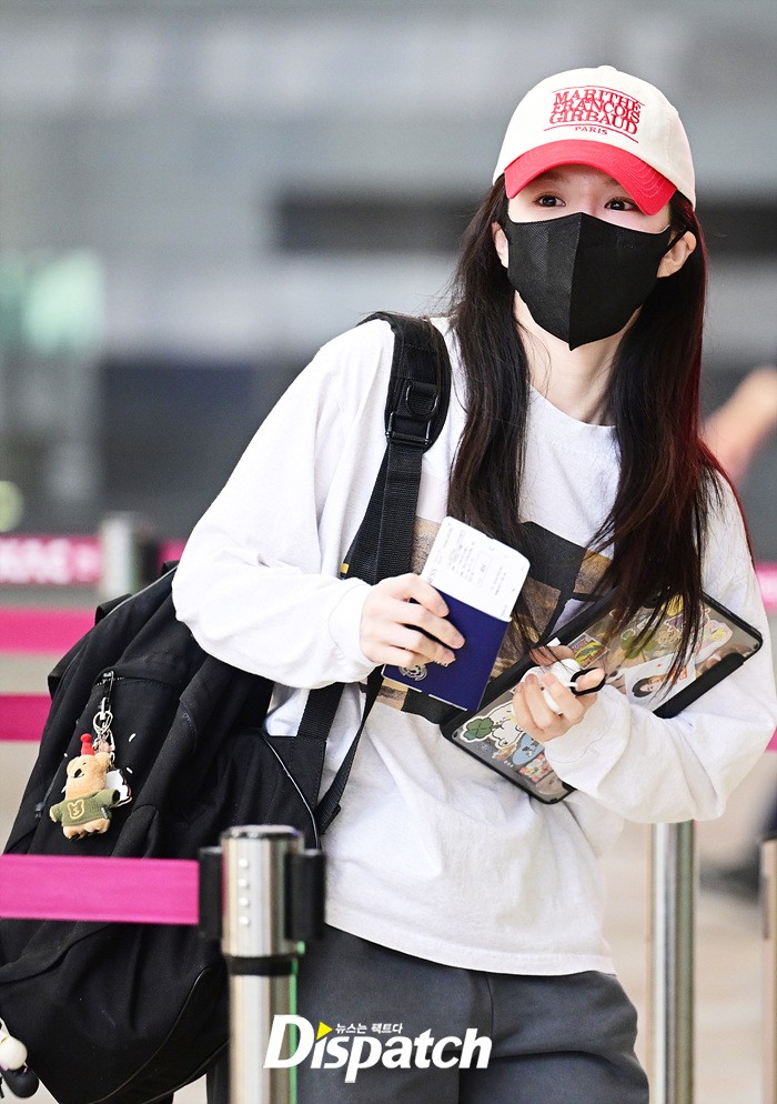 Актриса Го Юн Джон появилась в аэропорту перед вылетом в Японию
