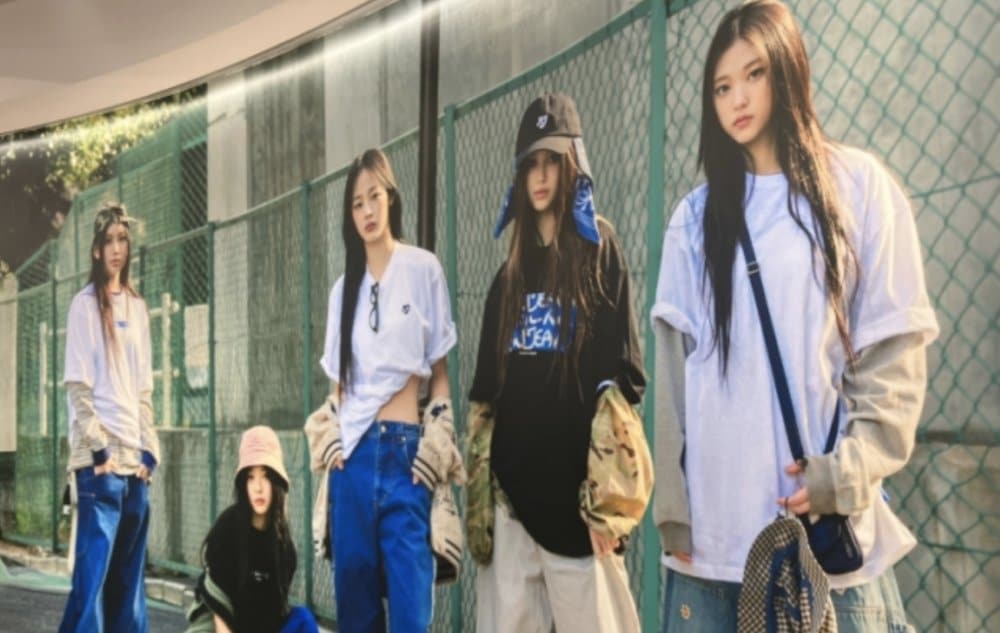 "Мин Хи Джин - мудрая!" японские фанаты в восторге от поп-ап магазина NewJeans "Super Natural" в Токио