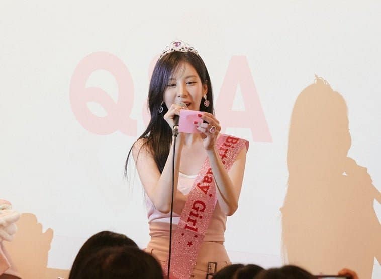 Сохён отмечает день рождения с искренним мероприятием для фанатов в Сеуле