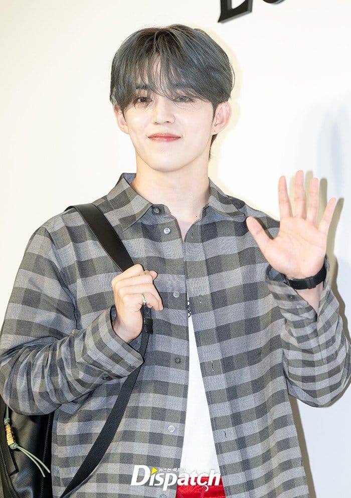 S.Coups из Seventeen, Жизель из aespa, Ли Чон Сок и другие на мероприятии LOEWE в Сеуле