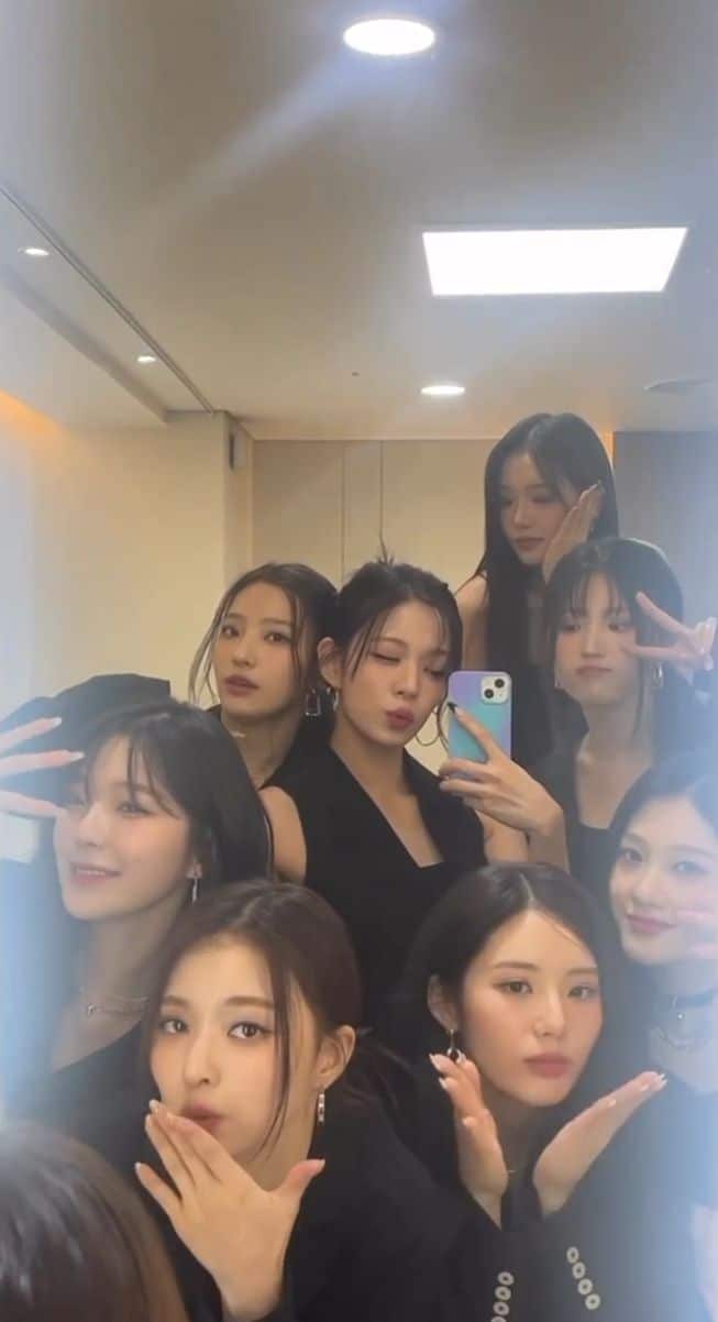 PLEDIS Entertainment под огнем критики за предоставление концепт фотографий fromis_9