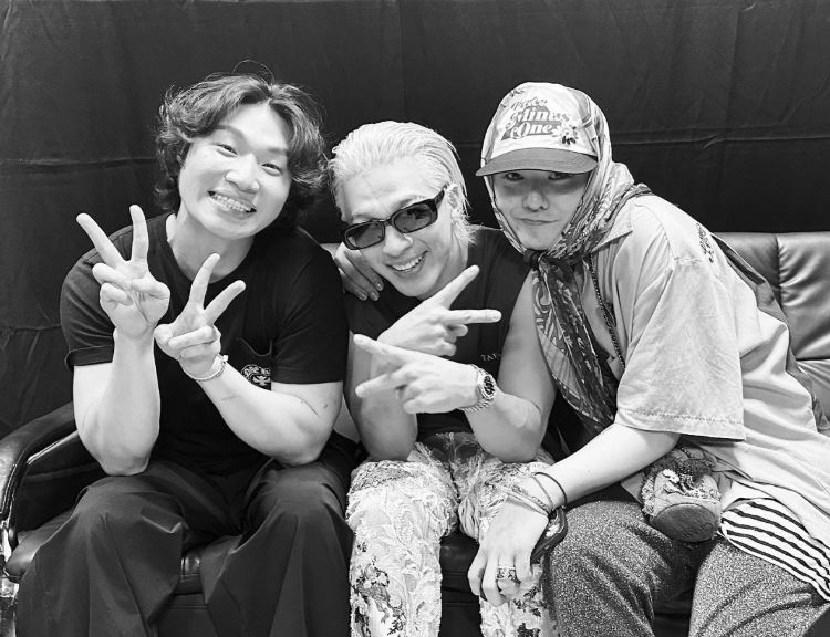 Тэян из BIGBANG поделился фотографиями с Дэсоном и G-Dragon