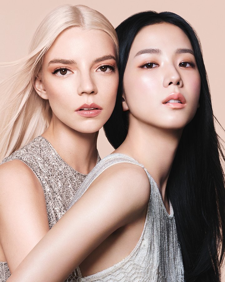 Джису из Blackpink демонстрирует совершенство макияжа в кампании Dior Beauty