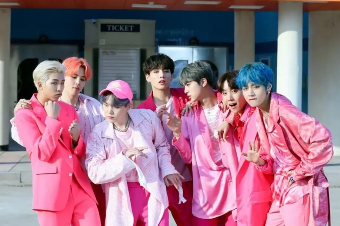 «Boy With Luv» становится вторым клипом BTS, превысившим 1,8 миллиарда просмотров