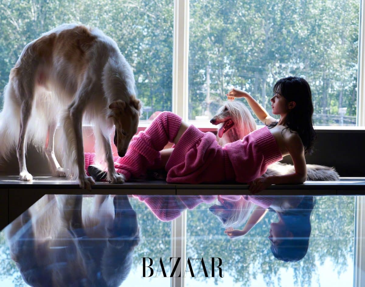 Лю Хао Цунь и Чжао Цзинь Май на обложке сентябрьского выпуска Harper's BAZAAR