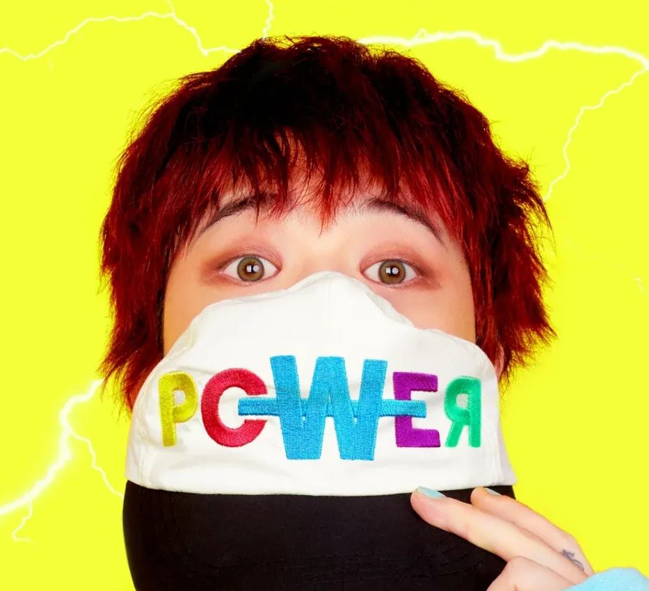 G-Dragon возглавил чарты iTunes с новой песней «Power»