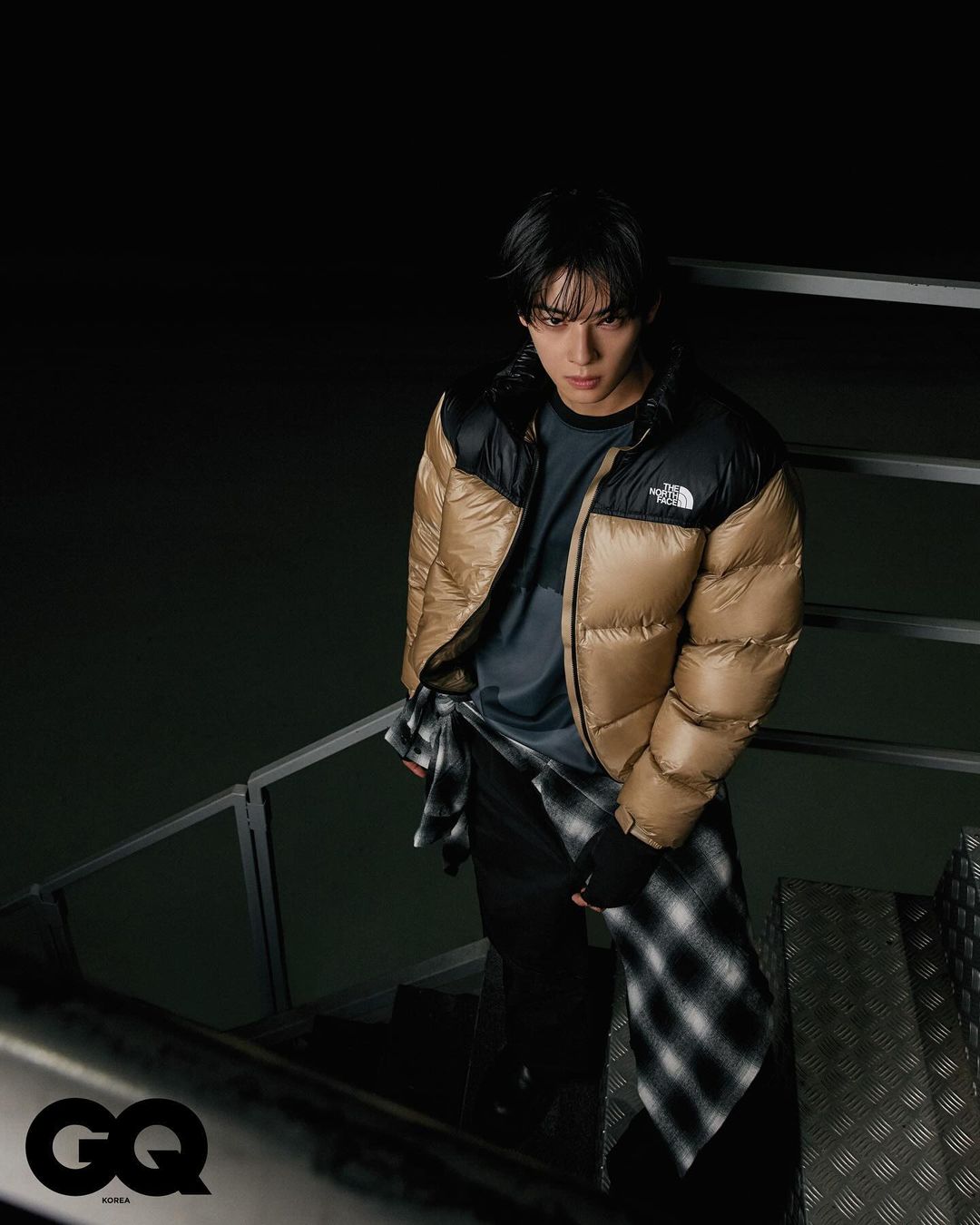 Ча Ыну в фотосессии The North Face для журнала GQ Korea